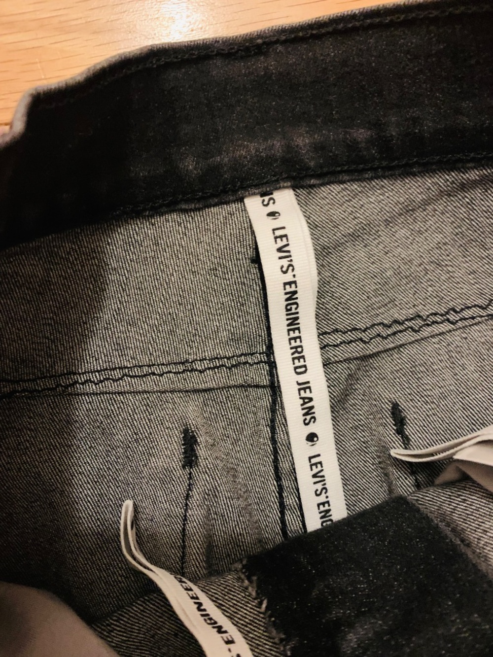 Levi’s Engineered Jeans - Picture 3 of 5